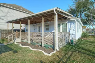 726 E 26th St, Houston, TX 77009 - Photo 44