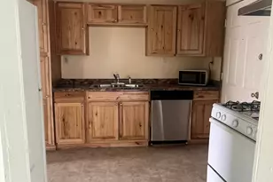 1519 W 8th St, Freeport, TX 77541 - Photo 2