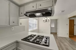 7818 Kleingreen Ln, Spring, TX 77379 - Photo 16