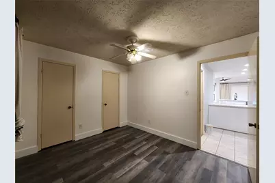 8327 Bird Run Drive, Houston, TX 77489 - Photo 12