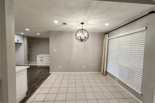 8327 Bird Run Dr, Houston, TX 77489 - Photo 4