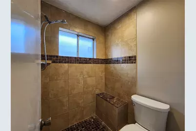 8327 Bird Run Drive, Houston, TX 77489 - Photo 16