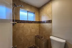 8327 Bird Run Dr, Houston, TX 77489 - Photo 16