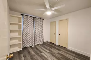 8327 Bird Run Dr, Houston, TX 77489 - Photo 8