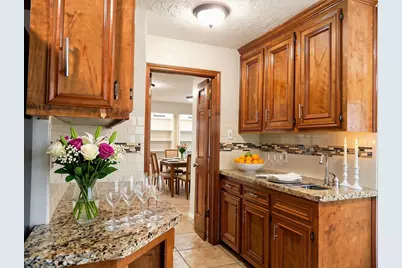 2118 Waterfall Drive, Missouri City, TX 77489 - Photo 8
