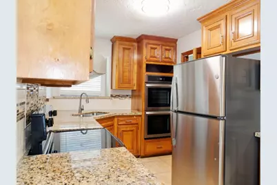 2118 Waterfall Drive, Missouri City, TX 77489 - Photo 10