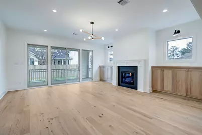 2031 Saxon Drive, Houston, TX 77018 - Photo 8