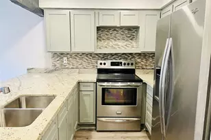 2325 Crescent Park Dr, Houston, TX 77077 - Photo 8