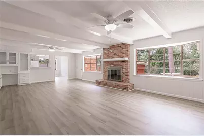 1701 25th Street, Huntsville, TX 77340 - Photo 4