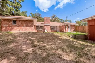 1701 25th St, Huntsville, TX 77340 - Photo 16