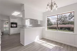 1701 25th St, Huntsville, TX 77340 - Photo 14