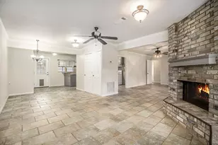 1526 15th Ave N, Texas City, TX 77590 - Photo 8