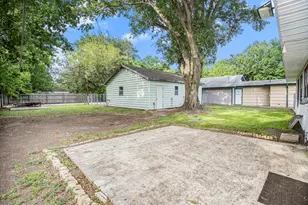 1526 15th Ave N, Texas City, TX 77590 - Photo 14