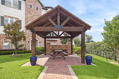 2820 Princeton Street, Houston, TX 77009 - Photo 2