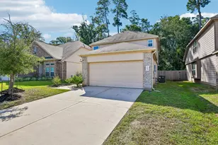 2607 Hoffman Ln, Conroe, TX 77304 - Photo 2