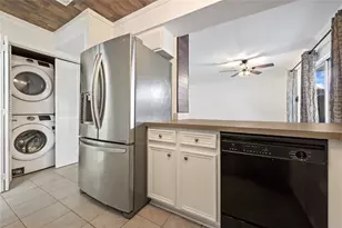 1420 Silverpines Rd, Houston, TX 77062 - Photo 12