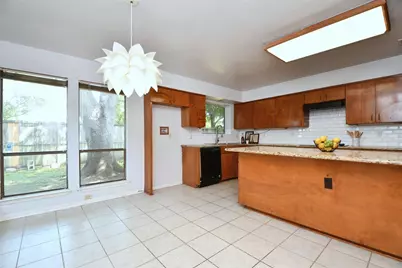 7718 Moondance Lane, Houston, TX 77071 - Photo 12