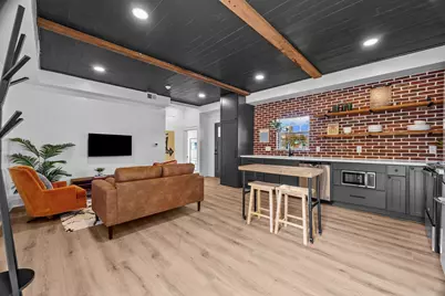 827 Winnie Street, Galveston, TX 77550 - Photo 8