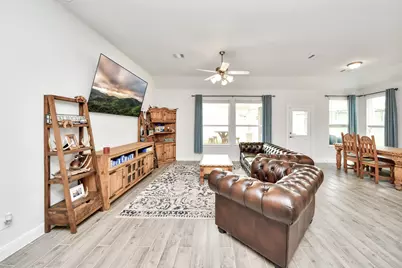 12119 Champions Forest Drive, Mont Belvieu, TX 77535 - Photo 14