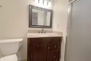 9655 Meadowcroft Dr, Houston, TX 77063 - Photo 8