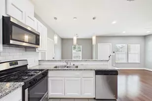 9214 Firnat St, Houston, TX 77016 - Photo 14