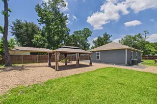 9214 Firnat St, Houston, TX 77016 - Photo 36