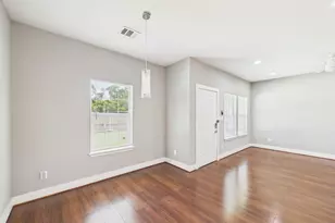9214 Firnat St, Houston, TX 77016 - Photo 10