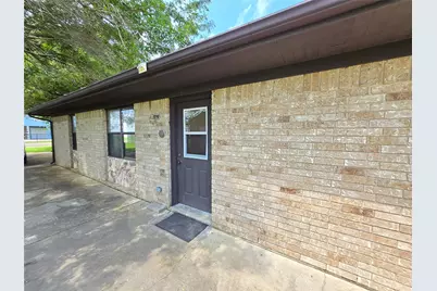 1495 W Bayshore Drive, Palacios, TX 77465 - Photo 10