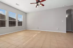 16139 Colt Springs Ln, Cypress, TX 77429 - Photo 4