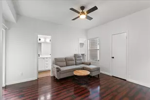 724D Bering Dr, Houston, TX 77057 - Photo 16