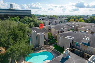 724D Bering Dr, Houston, TX 77057 - Photo 22