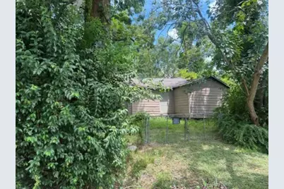 6025 Woodview Drive, Houston, TX 77396 - Photo 2