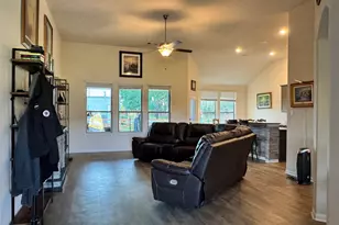 16645 Crosby St, Conroe, TX 77303 - Photo 6