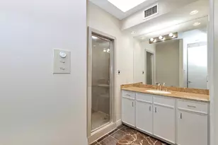 5600 San Felipe St, Houston, TX 77056 - Photo 36