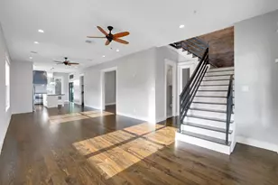 914 Robbie St, Houston, TX 77009 - Photo 8