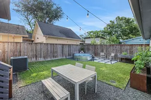 914 Robbie St, Houston, TX 77009 - Photo 40