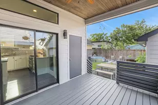 914 Robbie St, Houston, TX 77009 - Photo 20