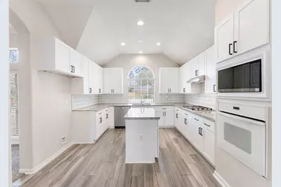 1302 Pine Trail, Tomball, TX 77375 - Photo 20