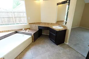 1203 Beckwood Cir, Houston, TX 77014 - Photo 16