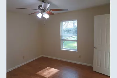 109 Laurie Lane, Willis, TX 77378 - Photo 12