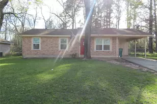 109 Laurie Ln, Willis, TX 77378 - Photo 2