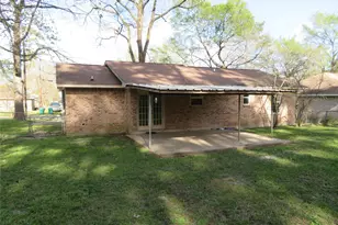 109 Laurie Ln, Willis, TX 77378 - Photo 20