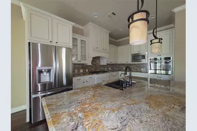 14 Jonquil Place, Tomball, TX 77375 - Photo 4