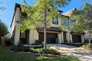 14 Jonquil Pl, Tomball, TX 77375 - Photo 1