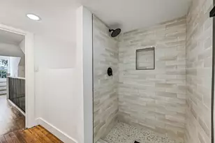 1803 27th St, Galveston, TX 77550 - Photo 32