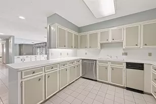 16 Tiffany Square, Sugar Land, TX 77478 - Photo 24