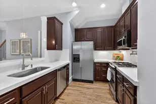 931 W 23rd St, Houston, TX 77008 - Photo 12
