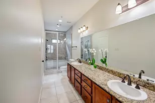 2346 Camden Dr, Houston, TX 77021 - Photo 8