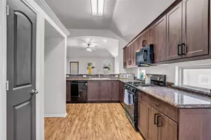 968 Oak Lynn Dr, Conroe, TX 77378 - Photo 6