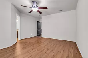 968 Oak Lynn Dr, Conroe, TX 77378 - Photo 12